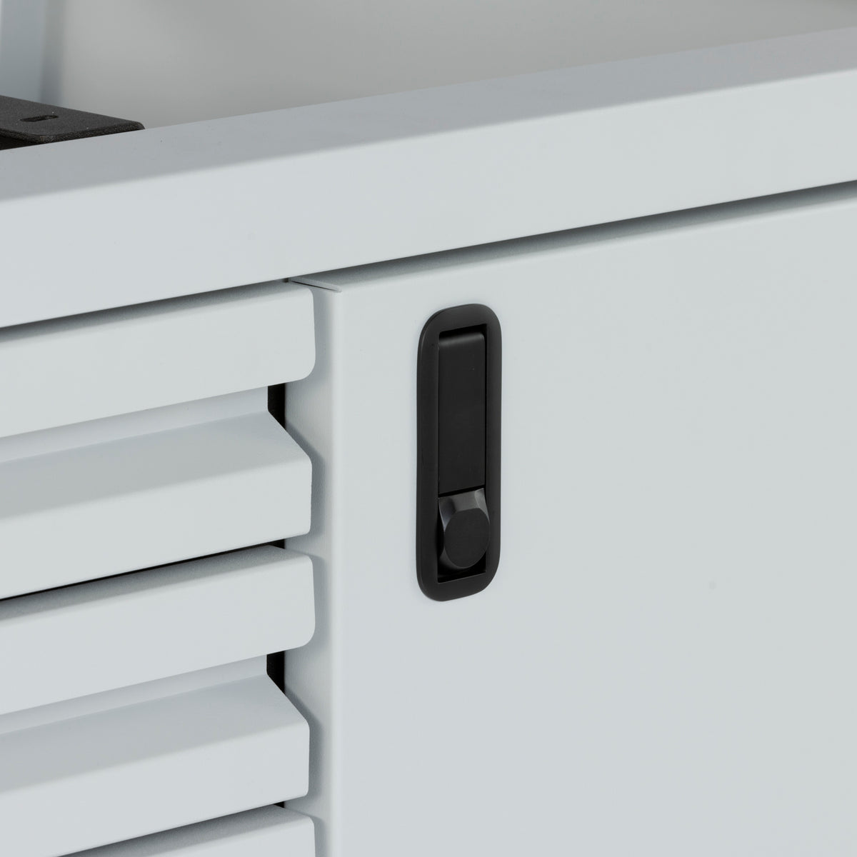 Door/Drawer Cabinet System - 32&quot; Wide