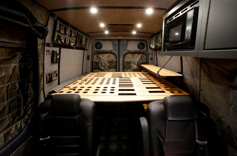 Gear Hauler Van CW - 144 4x4