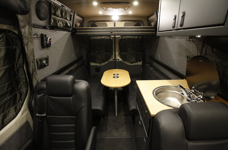 RB Touring Van DM - 144 4x4