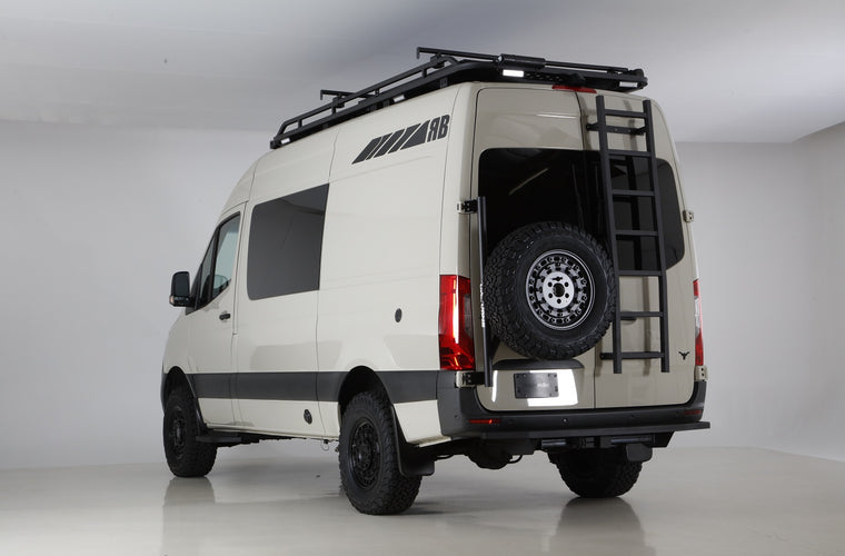 RB Touring Van DM - 144 4x4