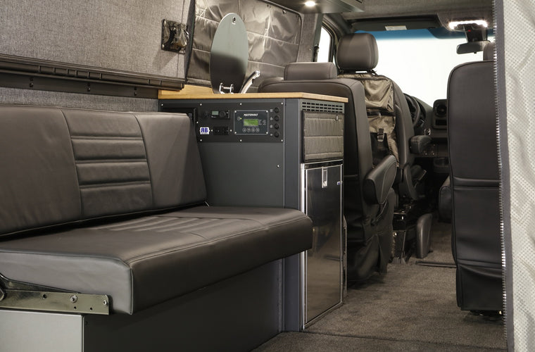 RB Touring Van DM - 144 4x4