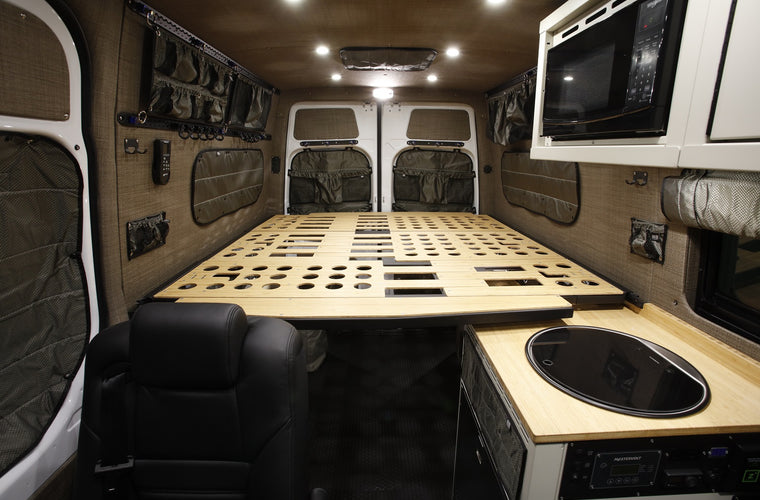 Gear Hauler Van BO - 144 4x4