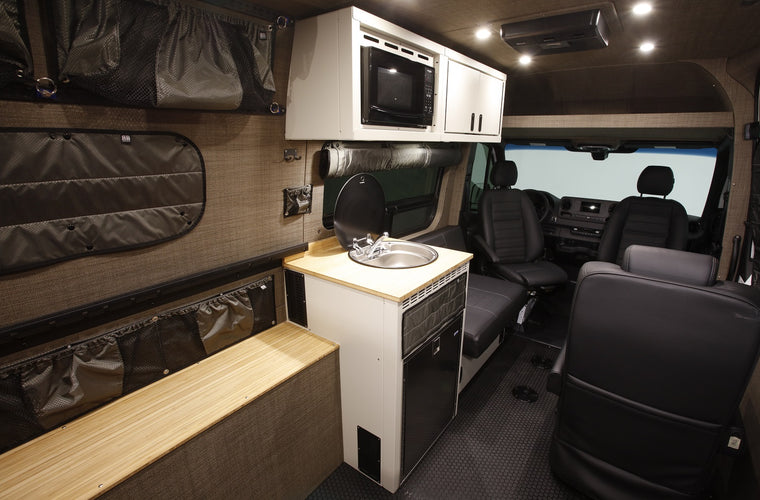 Gear Hauler Van BO - 144 4x4