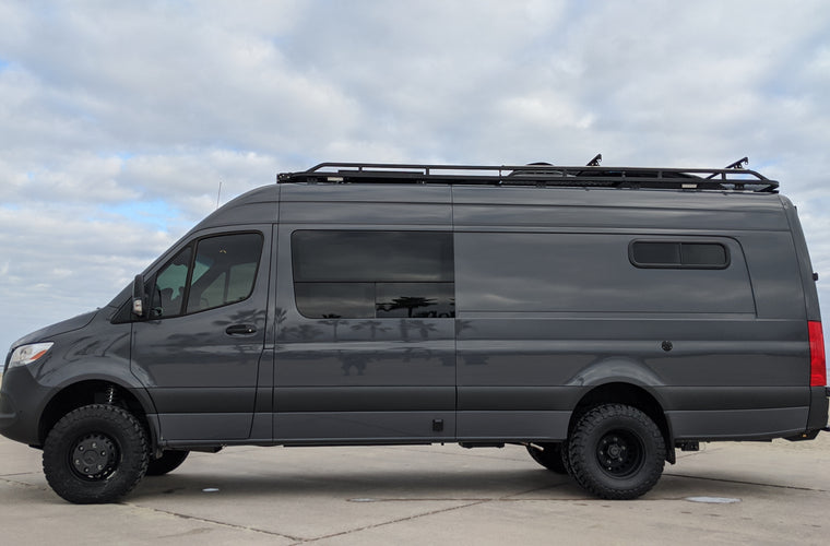 Demo 31 - 170ex RB Adventure Van 3500 4x4