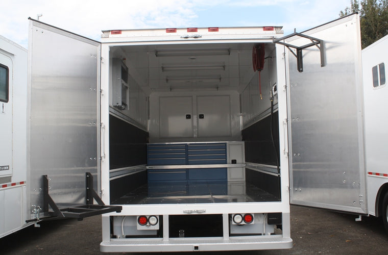 Yamaha Box Van UTV 01