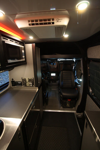 RB Touring Van RS - 170