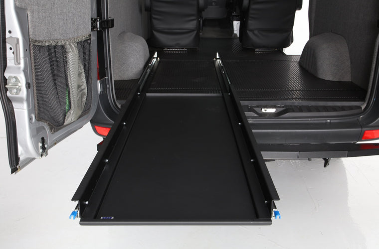 RB20 Gear Hauler - 144 Low Roof 2x4