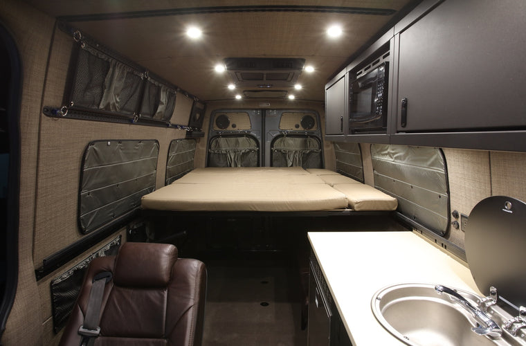 RB Touring Van NR - 170 4x4