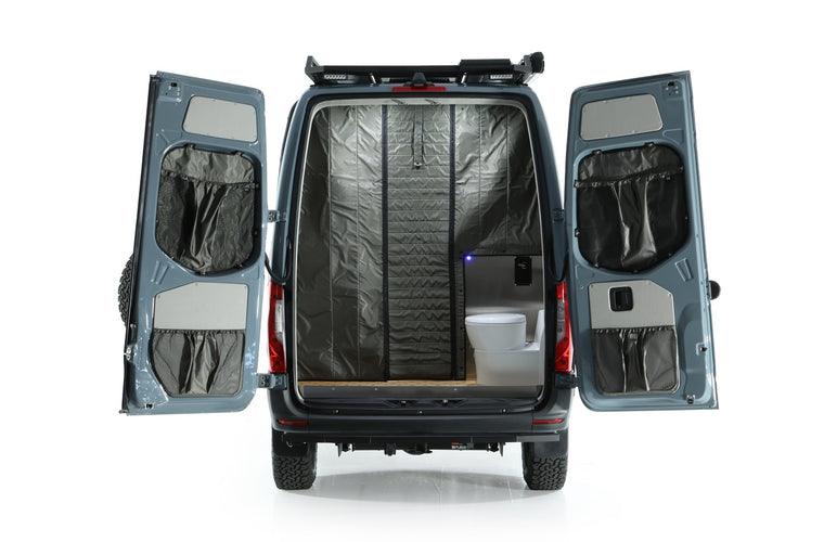 RB Touring Van DB - 144 4x4