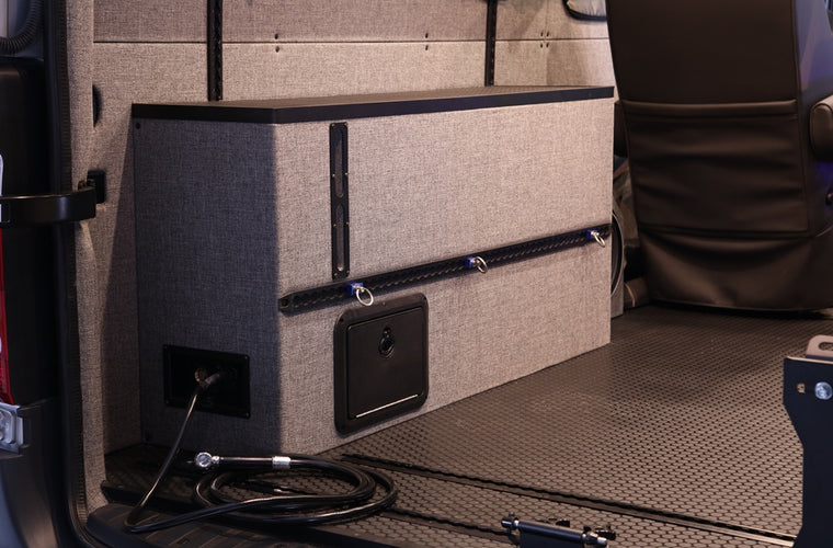 RB18 Gear Hauler - 144 Low Roof 2x4