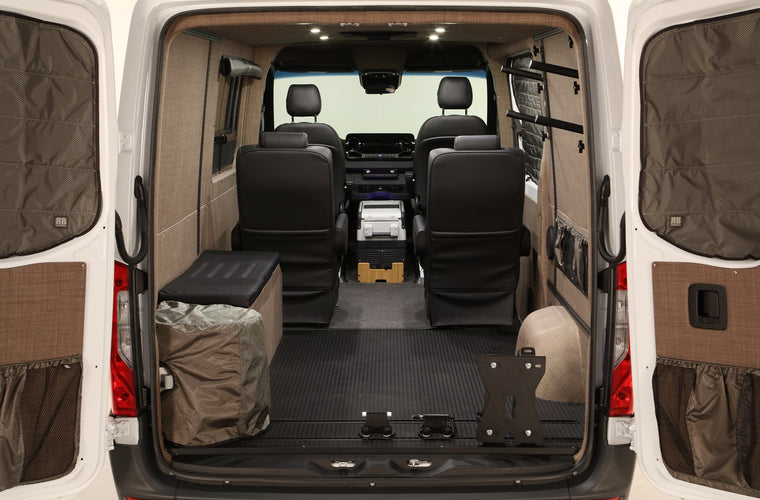 RB Spec 2 Van - 144 Low Roof 4x4