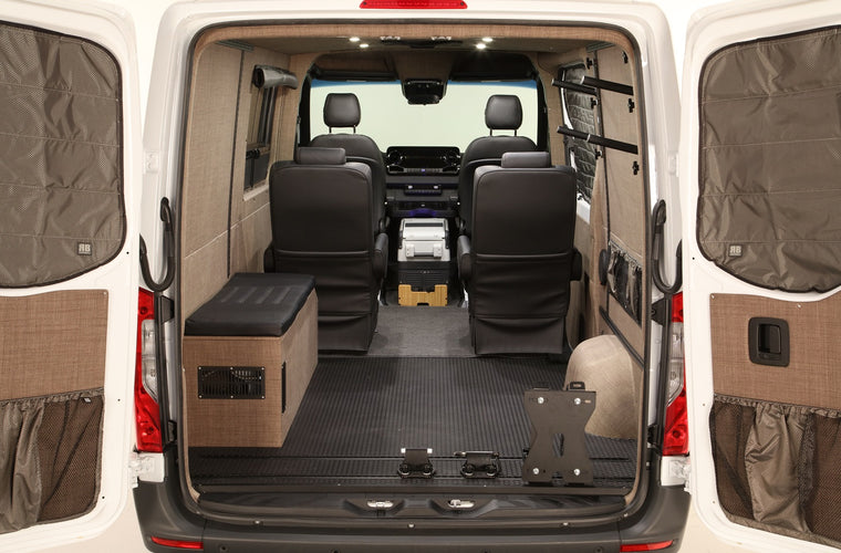 RB Spec 2 Van - 144 Low Roof 4x4