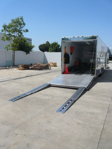 32' Race Trailer