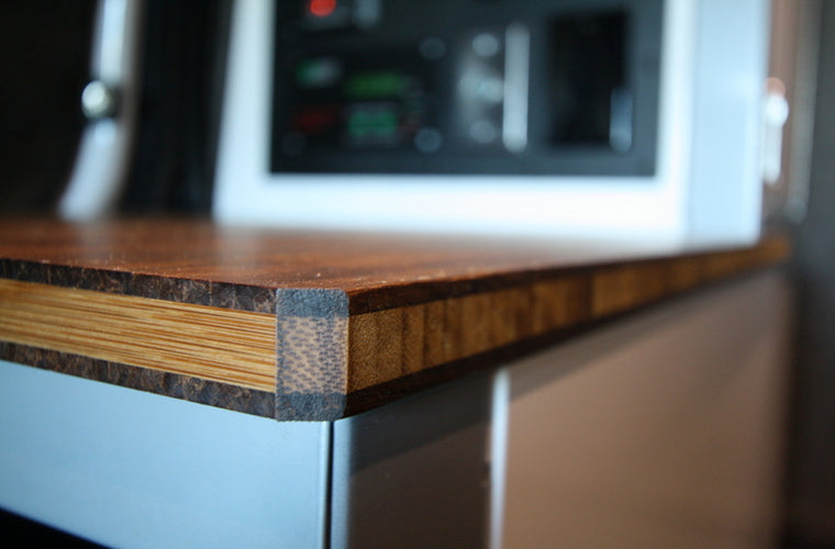 Fox Shox Race Support Van