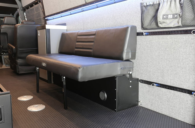 RB Touring Van MF - 170