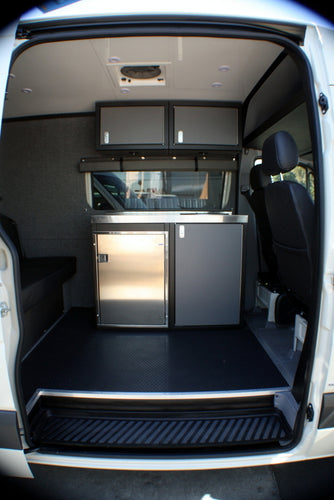 RB Gear Hauler Van Sleek Family 02 - 170