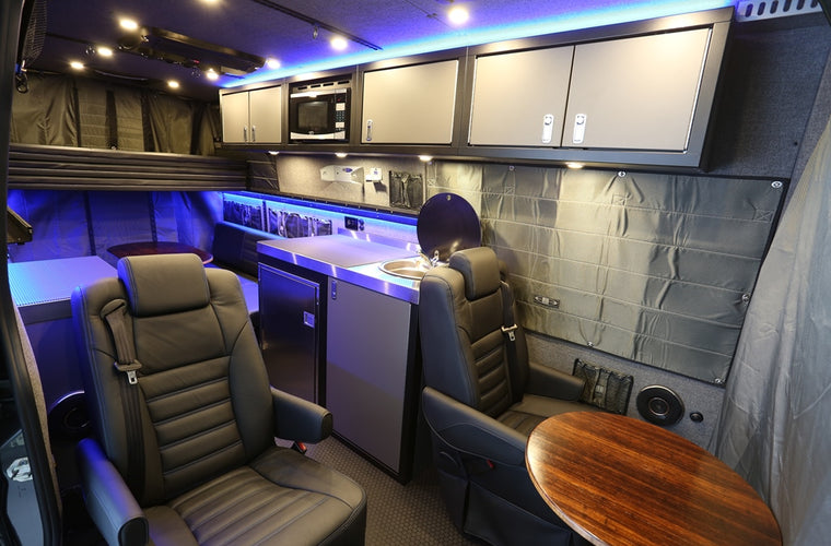 RB Touring Van MF - 170