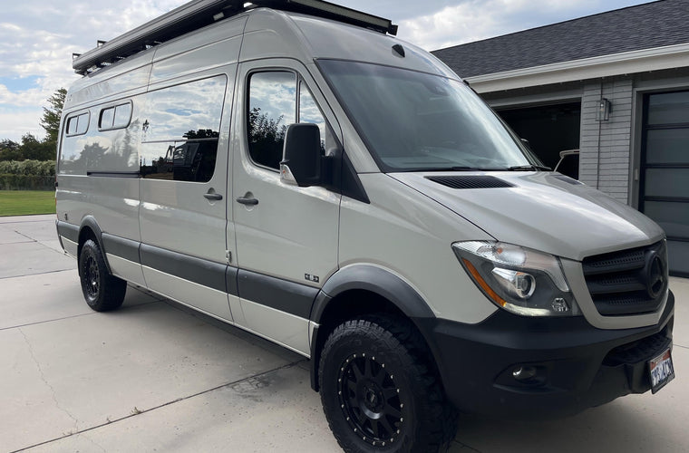 JR 170 Adventure Van - 2500 4x4