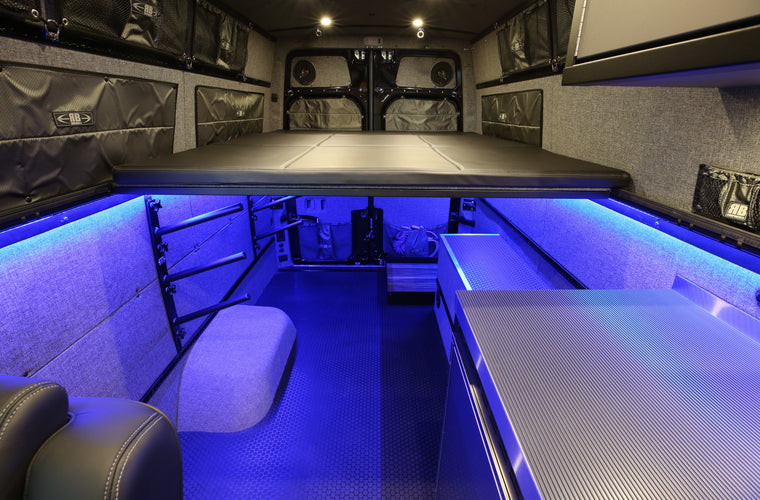 RB Gear Hauler Van Carp - 170