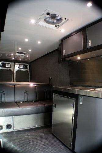 RB Gear Hauler Van Sleek Family 02 - 170