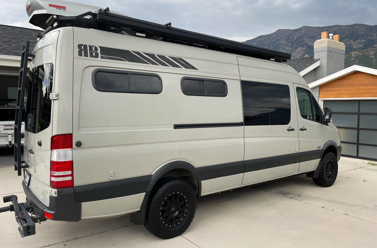 JR 170 Adventure Van - 2500 4x4