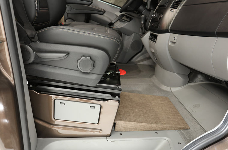 RB Touring Van - 170