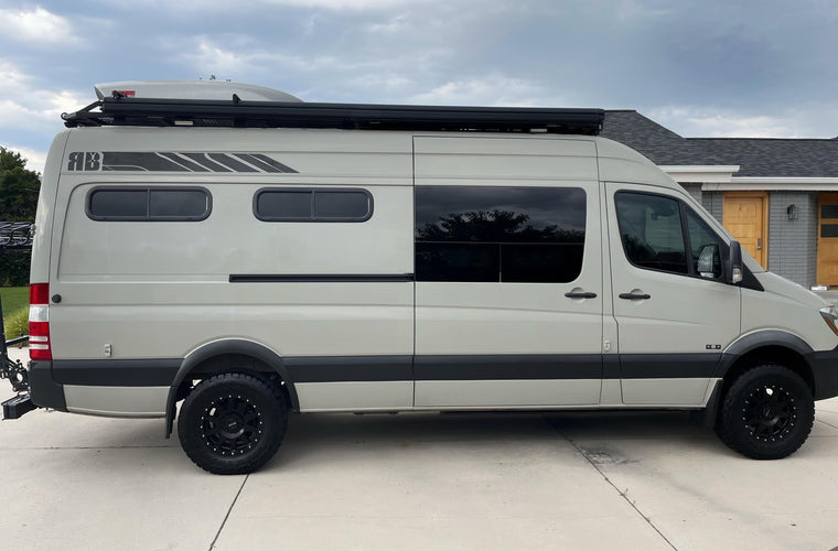 JR 170 Adventure Van - 2500 4x4