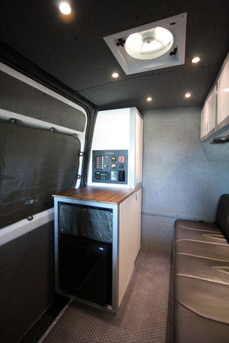 Fox Shox Race Support Van