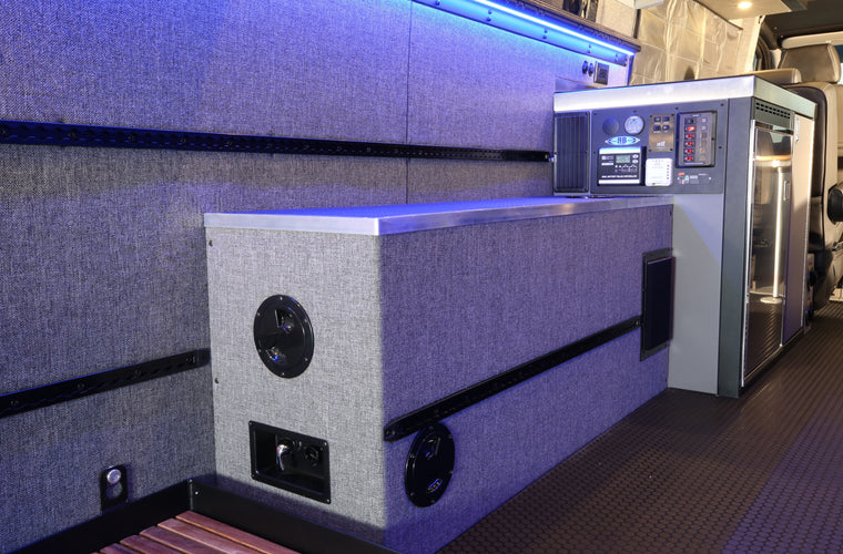 RB Gear Hauler Van Carp - 170