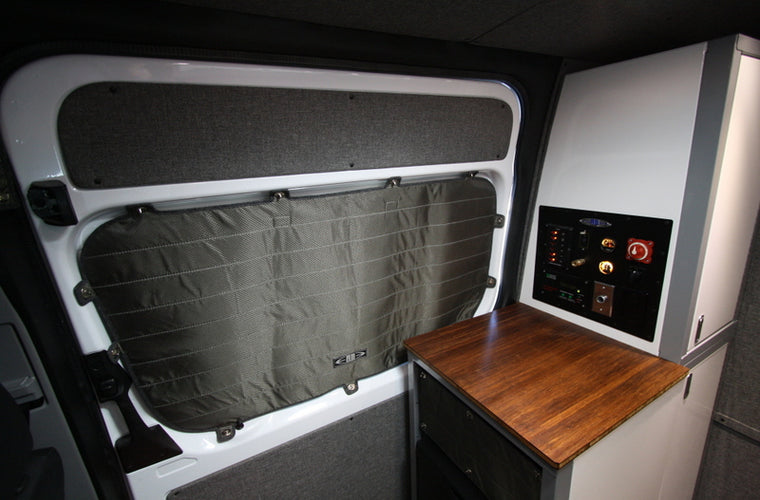 Fox Shox Race Support Van