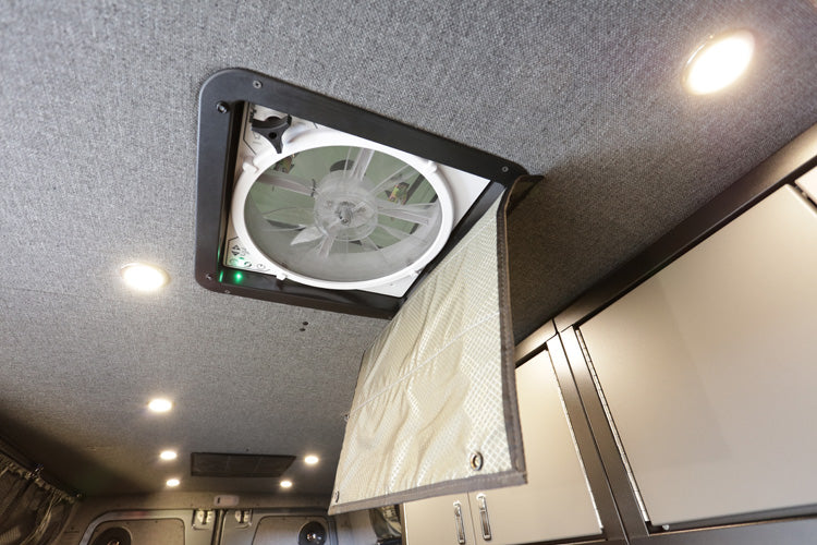 RB Touring Van  - Richie - 144