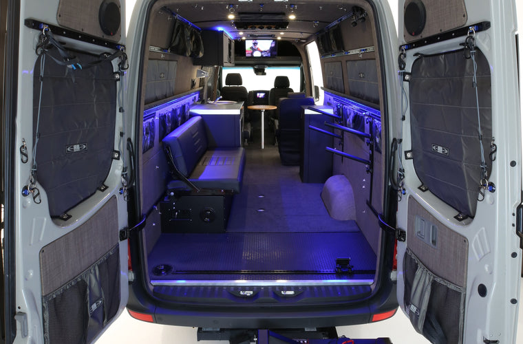 JR 170 Adventure Van - 2500 4x4