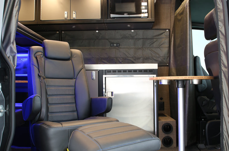 RB Touring Van CB - 144