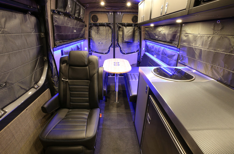 RB Touring Van CB - 144