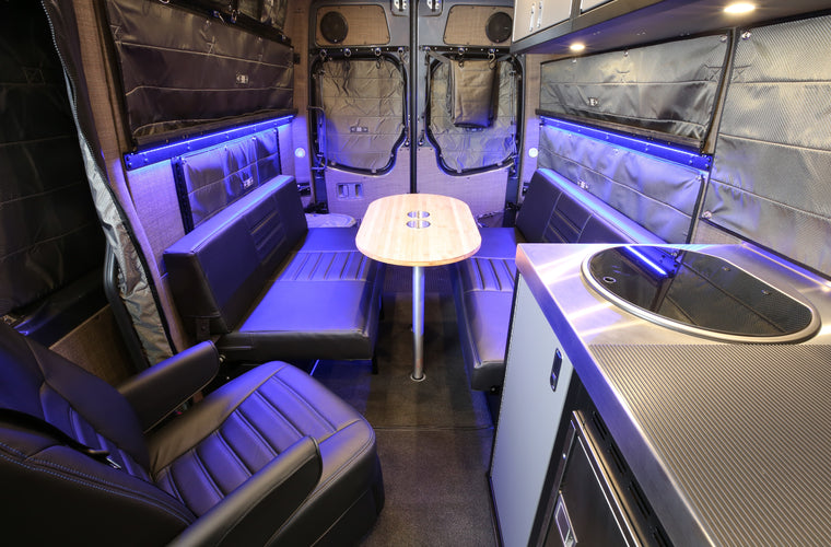 RB Touring Van CB - 144