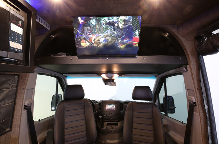 RB Touring Van CB - 144