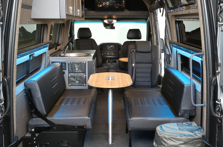 RB Touring Van CB - 144