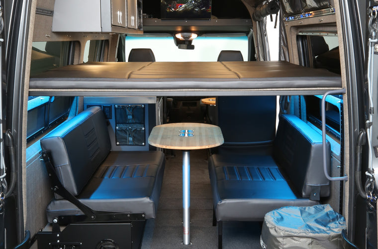 RB Touring Van CB - 144