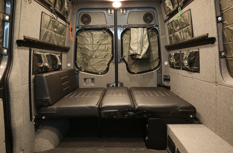 RB Touring Van SS - 144