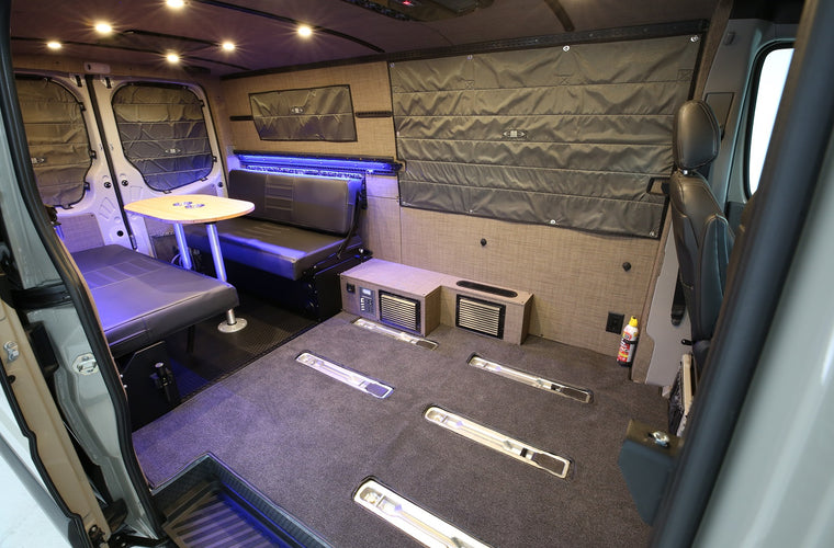 RB Touring Van SS - 144