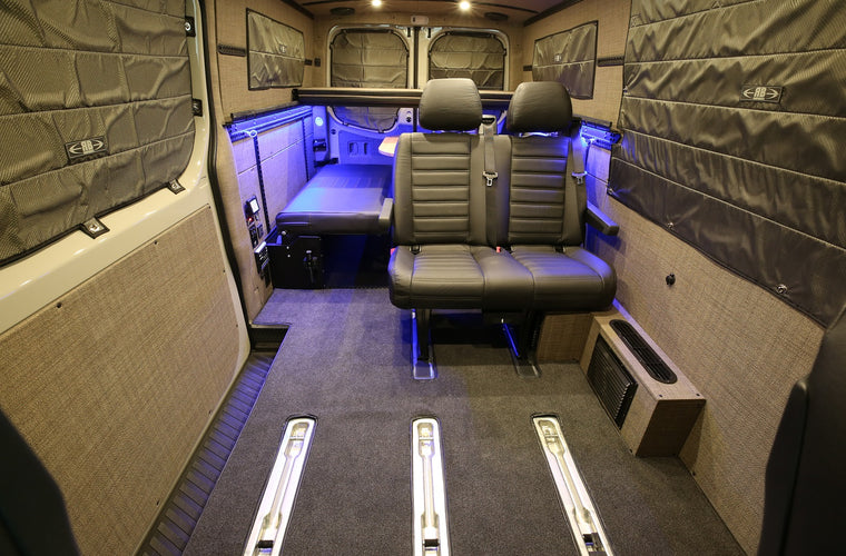 RB Touring Van SS - 144