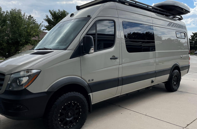 JR 170 Adventure Van - 2500 4x4