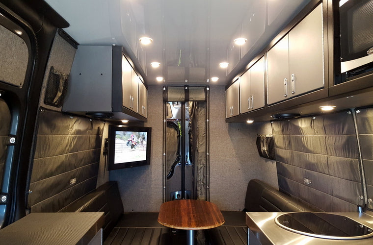 RB Touring Van RS - 170