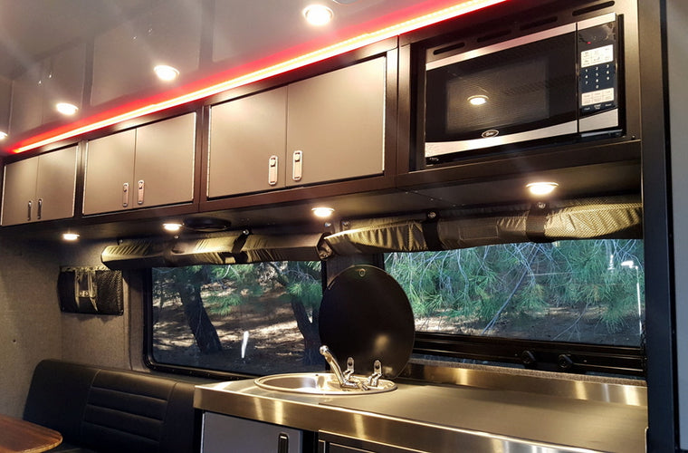 RB Touring Van RS - 170