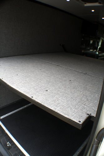 RB Gear Hauler Van Sleek Family 02 - 170