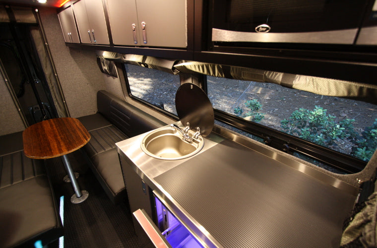 RB Touring Van RS - 170