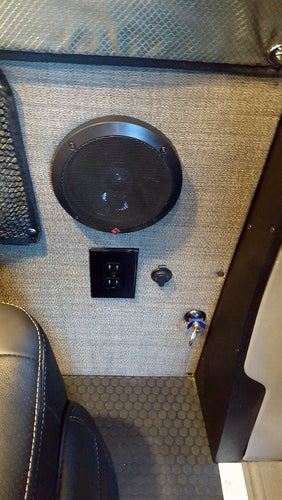 RB Touring Van Sawtooth 03 - 170