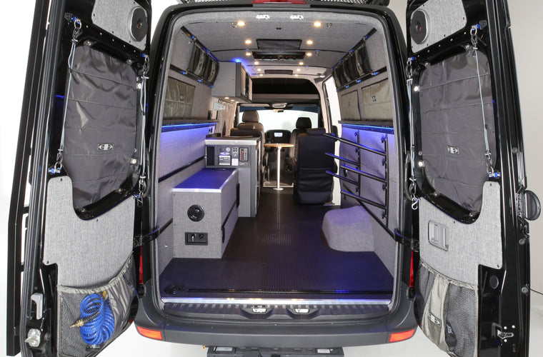 RB Gear Hauler Van Carp - 170