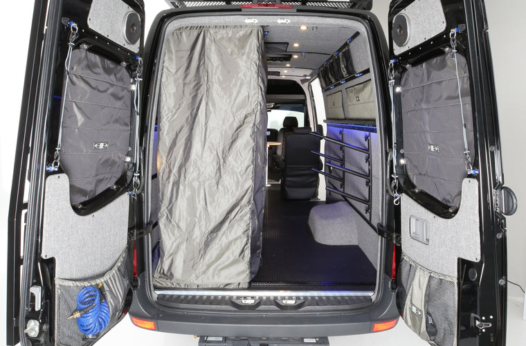 RB Gear Hauler Van Carp - 170