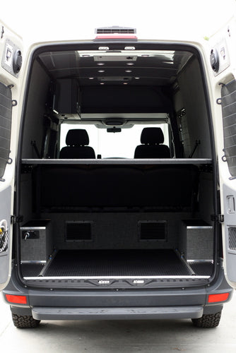 RB Gear Hauler Van Sleek Family 02 - 170